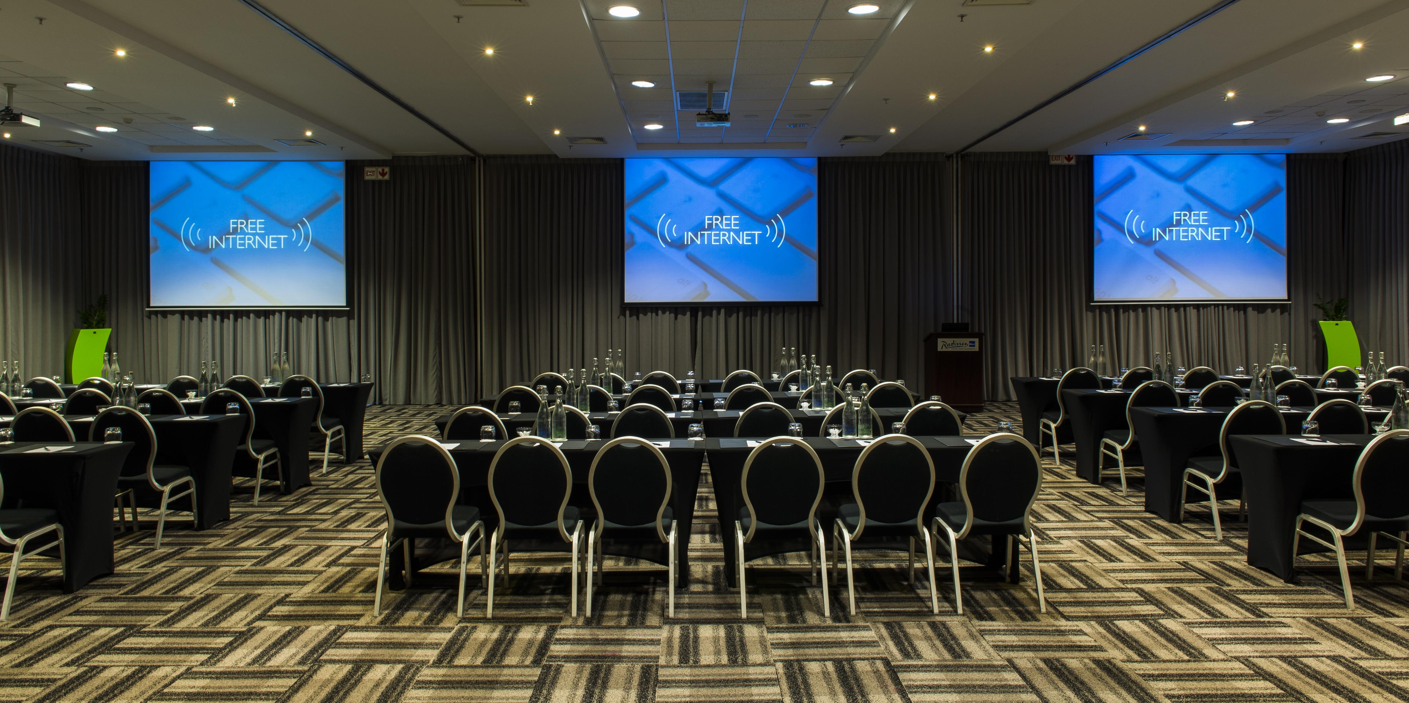 Radisson Blu Hotel, Port Elizabeth Ngoại thất bức ảnh The Internet Society's 2016 Internet Governance Forum