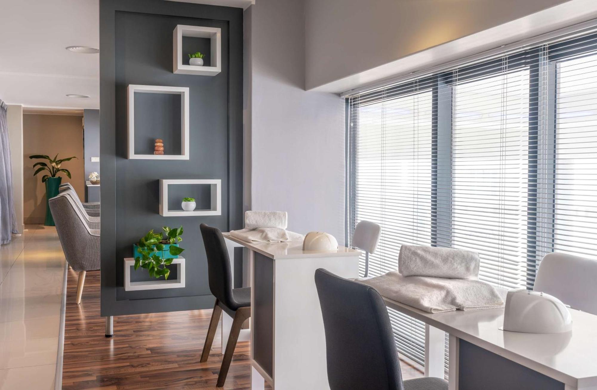 Radisson Blu Hotel, Port Elizabeth Ngoại thất bức ảnh Dental practice in Germany